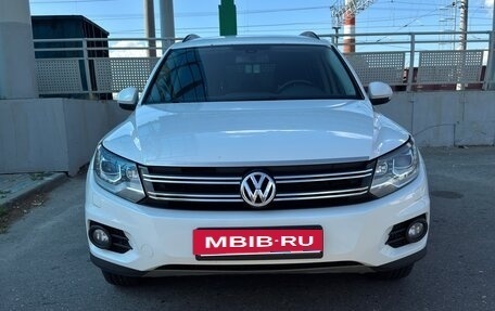 Volkswagen Tiguan I, 2015 год, 1 600 000 рублей, 2 фотография