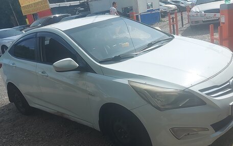 Hyundai Solaris II рестайлинг, 2015 год, 420 000 рублей, 12 фотография