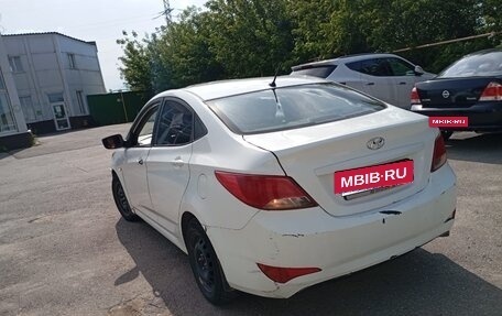 Hyundai Solaris II рестайлинг, 2015 год, 420 000 рублей, 6 фотография