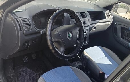 Skoda Fabia II, 2009 год, 450 000 рублей, 4 фотография