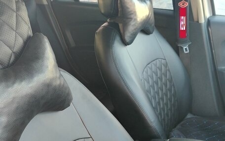 Renault Logan II, 2015 год, 480 000 рублей, 6 фотография