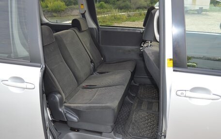 Toyota Voxy II, 2008 год, 1 250 000 рублей, 8 фотография