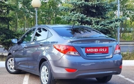 Hyundai Solaris II рестайлинг, 2013 год, 700 000 рублей, 4 фотография