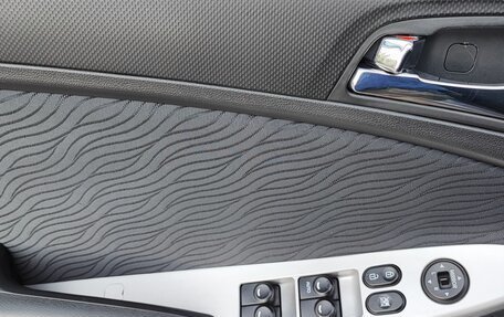 Hyundai Solaris II рестайлинг, 2013 год, 700 000 рублей, 12 фотография