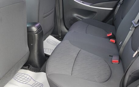 Hyundai Solaris II рестайлинг, 2013 год, 700 000 рублей, 13 фотография