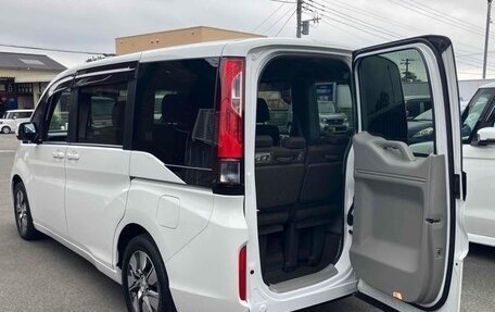 Honda Stepwgn IV, 2021 год, 2 118 000 рублей, 2 фотография