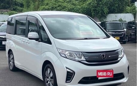 Honda Stepwgn IV, 2021 год, 2 118 000 рублей, 3 фотография