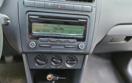 Volkswagen Polo VI (EU Market), 2013 год, 950 000 рублей, 12 фотография