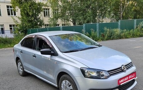 Volkswagen Polo VI (EU Market), 2013 год, 950 000 рублей, 2 фотография