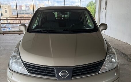 Nissan Tiida, 2010 год, 750 000 рублей, 3 фотография