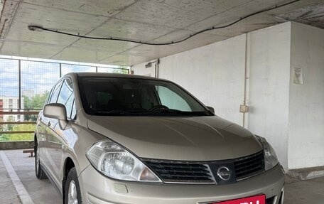 Nissan Tiida, 2010 год, 750 000 рублей, 2 фотография