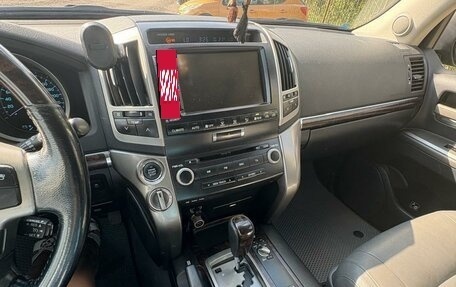 Toyota Land Cruiser 200, 2008 год, 3 300 000 рублей, 18 фотография