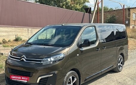 Citroen SpaceTourer I, 2018 год, 2 500 000 рублей, 2 фотография