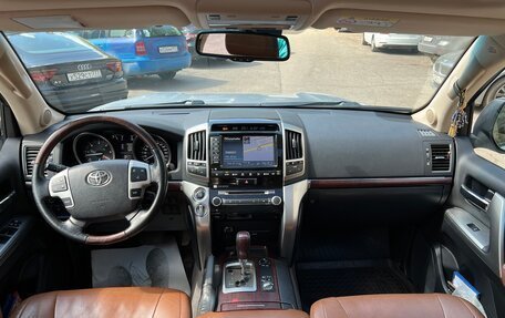 Toyota Land Cruiser 200, 2014 год, 3 550 000 рублей, 10 фотография
