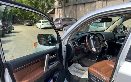 Toyota Land Cruiser 200, 2014 год, 3 550 000 рублей, 12 фотография