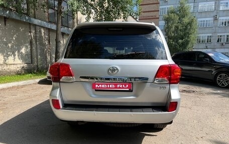 Toyota Land Cruiser 200, 2014 год, 3 550 000 рублей, 3 фотография