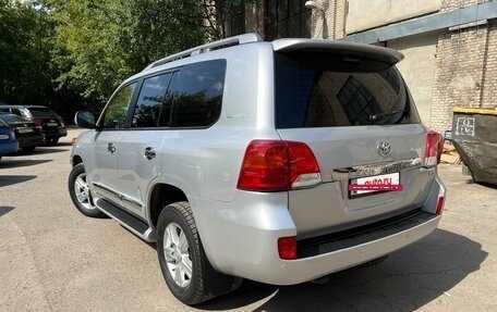 Toyota Land Cruiser 200, 2014 год, 3 550 000 рублей, 9 фотография