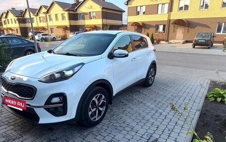 KIA Sportage IV рестайлинг, 2018 год, 2 099 000 рублей, 3 фотография
