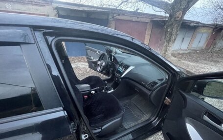 Hyundai Solaris II рестайлинг, 2012 год, 830 000 рублей, 12 фотография