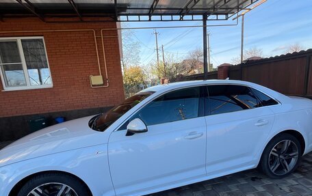 Audi A4, 2018 год, 2 750 000 рублей, 4 фотография