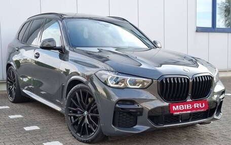 BMW X5, 2022 год, 8 900 000 рублей, 2 фотография