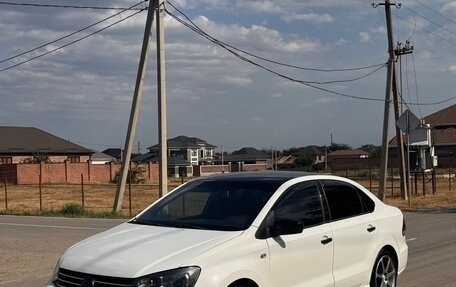 Volkswagen Polo VI (EU Market), 2018 год, 930 000 рублей, 2 фотография