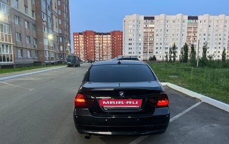 BMW 3 серия, 2005 год, 790 000 рублей, 3 фотография