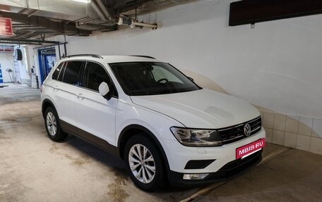 Volkswagen Tiguan II, 2017 год, 1 700 000 рублей, 4 фотография