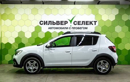 Renault Sandero II рестайлинг, 2021 год, 1 300 000 рублей, 7 фотография