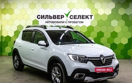 Renault Sandero II рестайлинг, 2021 год, 1 300 000 рублей, 5 фотография
