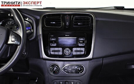 Renault Logan II, 2017 год, 937 000 рублей, 14 фотография