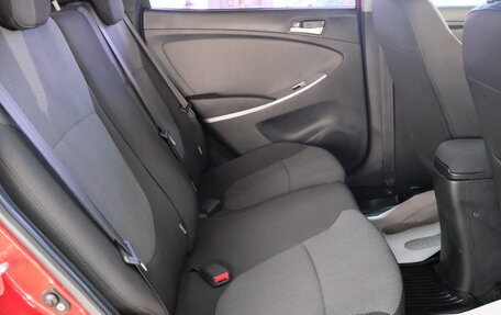 Hyundai Solaris II рестайлинг, 2011 год, 849 000 рублей, 23 фотография