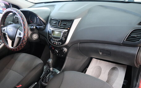 Hyundai Solaris II рестайлинг, 2011 год, 849 000 рублей, 20 фотография