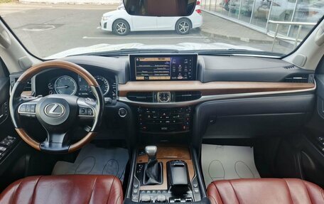 Lexus LX III, 2016 год, 6 700 000 рублей, 14 фотография