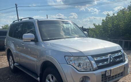 Mitsubishi Pajero IV, 2011 год, 1 175 000 рублей, 3 фотография