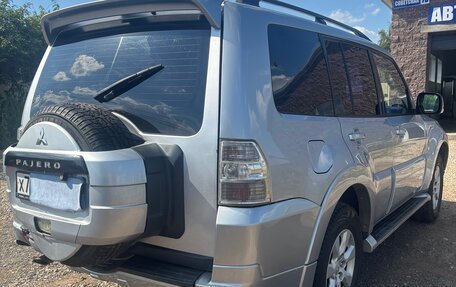 Mitsubishi Pajero IV, 2011 год, 1 175 000 рублей, 2 фотография