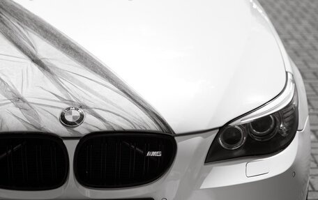 BMW 5 серия, 2007 год, 1 300 000 рублей, 2 фотография