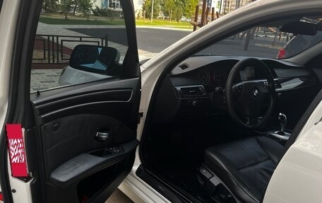BMW 5 серия, 2007 год, 1 300 000 рублей, 24 фотография