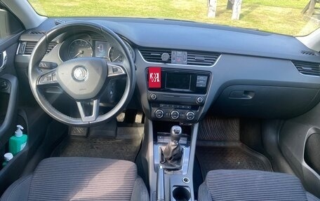 Skoda Octavia, 2015 год, 1 300 000 рублей, 5 фотография
