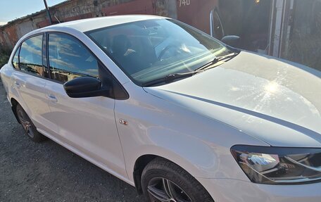 Volkswagen Polo VI (EU Market), 2019 год, 1 280 000 рублей, 3 фотография