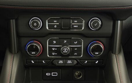 Chevrolet Tahoe IV, 2021 год, 7 940 000 рублей, 27 фотография