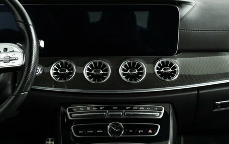 Mercedes-Benz E-Класс, 2019 год, 5 490 000 рублей, 14 фотография