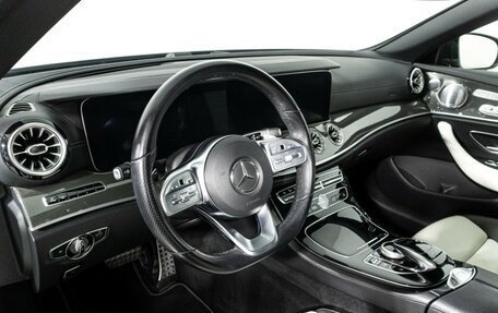 Mercedes-Benz E-Класс, 2019 год, 5 490 000 рублей, 11 фотография