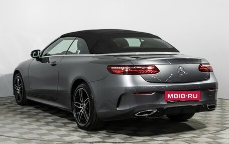 Mercedes-Benz E-Класс, 2019 год, 5 490 000 рублей, 7 фотография