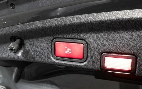 Mercedes-Benz E-Класс, 2019 год, 5 490 000 рублей, 39 фотография