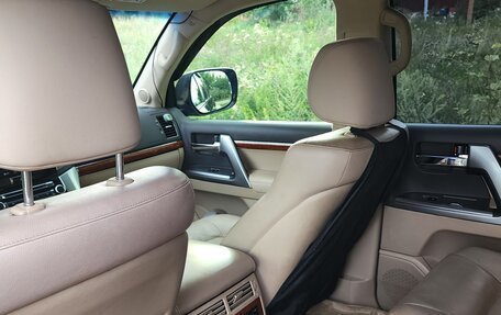 Toyota Land Cruiser 200, 2013 год, 3 800 000 рублей, 8 фотография