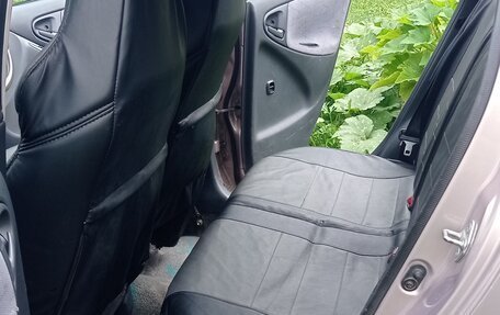 Toyota Vitz, 2000 год, 330 000 рублей, 10 фотография