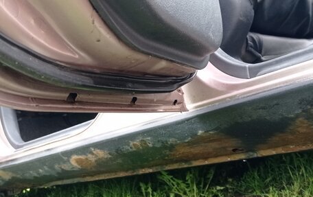Toyota Vitz, 2000 год, 330 000 рублей, 8 фотография