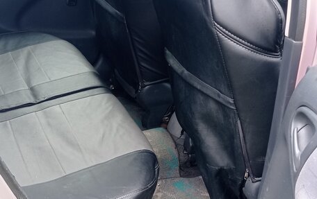 Toyota Vitz, 2000 год, 330 000 рублей, 11 фотография