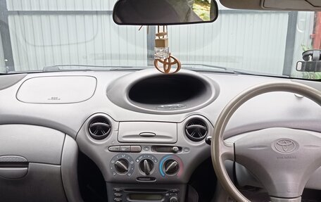 Toyota Vitz, 2000 год, 330 000 рублей, 21 фотография